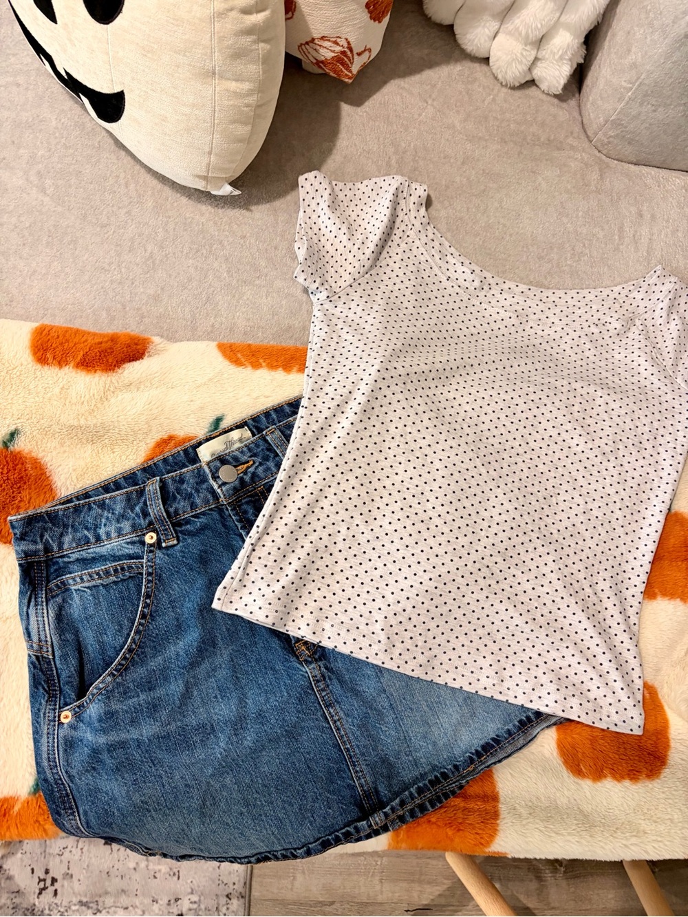 Universal Thread Denim Mini Skirt – Size 6 | Medium Wash